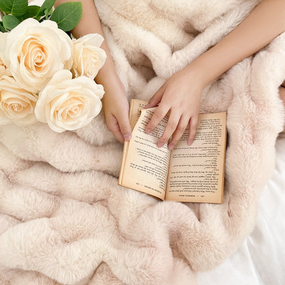 Foreign Trade Rabbit Blanket Fur Rabbit Velvet Blanket High Luxury Rabbit Velvet Blanket Blanket Pillow Winter Velvet Blanket